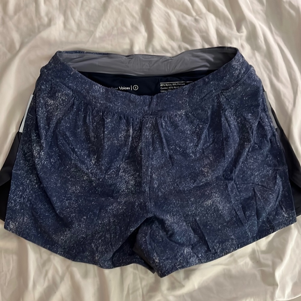 Outdoor voices mens blue and gray speckled running shorts built in underwear